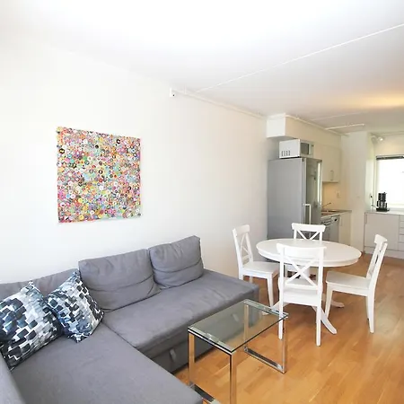 Nordic Host - Ostre Elvebakke 5 *